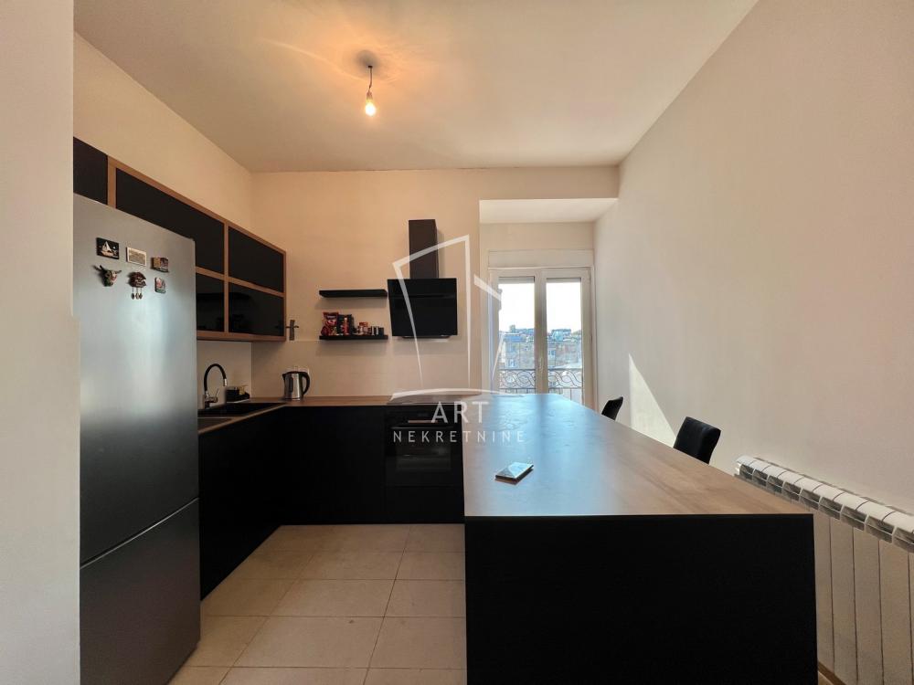 Stan na prodaju u Beogradu, Stari grad, 165m2, cena 533500 evra