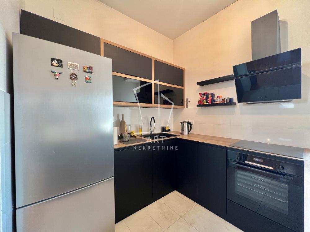 Stan na prodaju u Beogradu, Stari grad, 165m2, cena 533500 evra