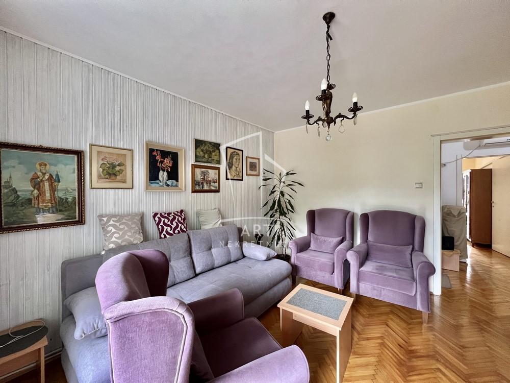 Stan na prodaju u Beogradu, Čukarica, dvosoban, 71m2, cena 95000 evra