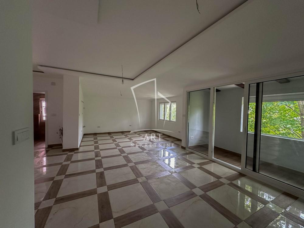 Stan na prodaju u Beogradu, Palilula, trosoban, 68m2, cena 237500 evra