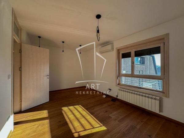 Stan na prodaju u Beogradu, Vračar (Hram), 128m2, cena 623000 evra