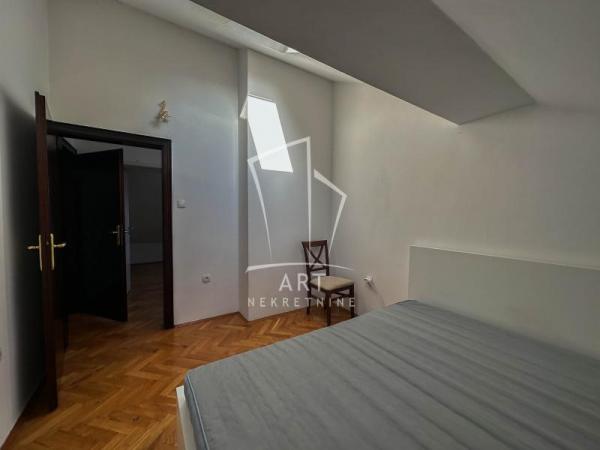 Stan na prodaju u Beogradu, Vračar, 168m2, cena 390000 evra