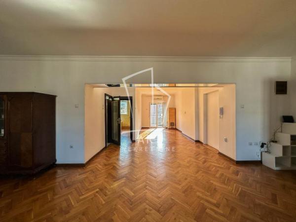 Stan na prodaju u Beogradu, Vračar, 168m2, cena 390000 evra