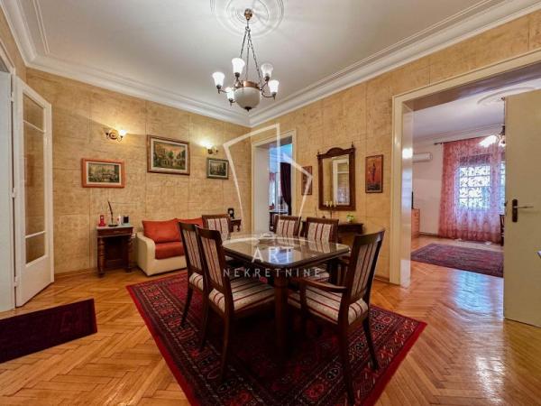 Stan na prodaju u Beogradu, Stari grad, cetvorosoban, 113m2, cena 450000 evra