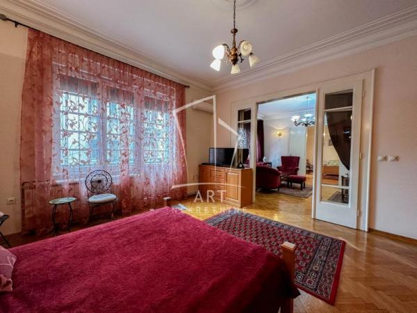 Stan na prodaju u Beogradu, Stari grad, cetvorosoban, 113m2, cena 450000 evra