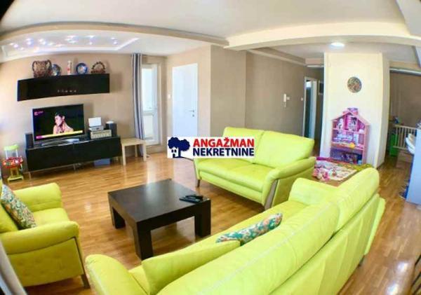 Stan na prodaju u Beogradu, Zvezdara, cetvorosoban, 157m2, cena 380000 evra