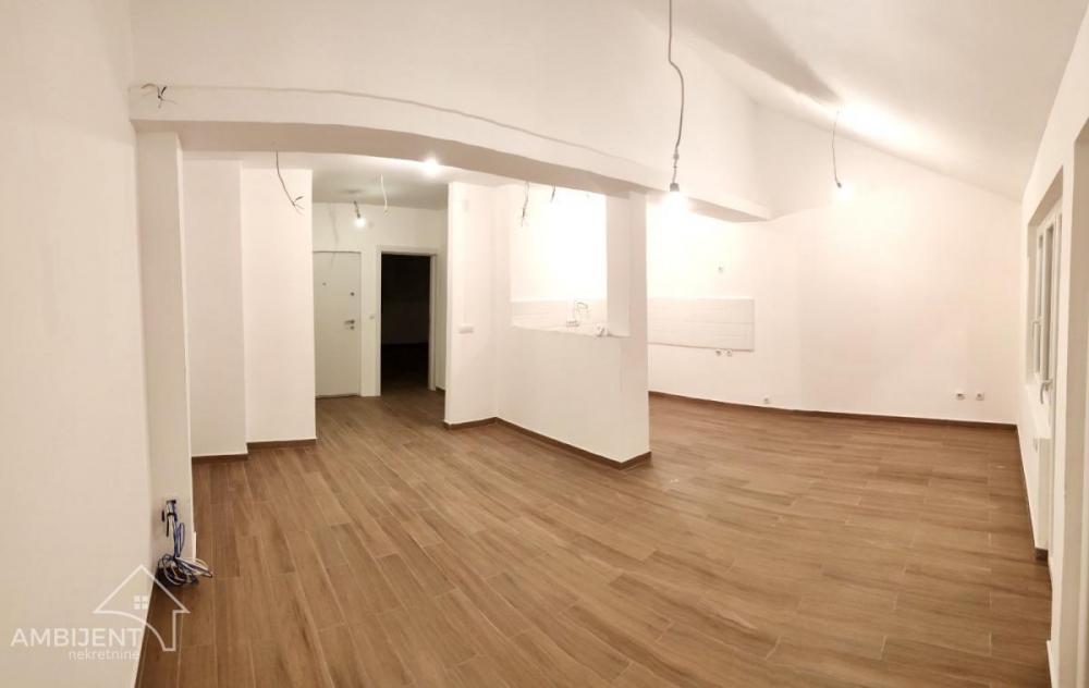 Stan na prodaju u Beogradu, Zemun polje, dvosoban, 85m2, cena 119000 evra