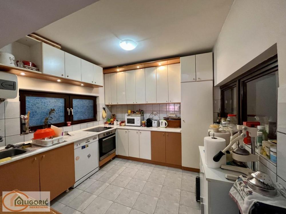 Stan na prodaju u Beogradu, Mirijevo, cetvorosoban, 94m2, cena 180000 evra