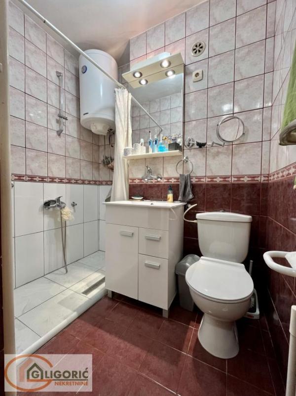 Stan na prodaju u Beogradu, Mirijevo, cetvorosoban, 94m2, cena 180000 evra