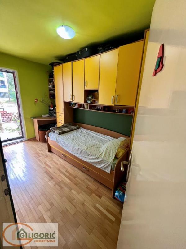 Stan na prodaju u Beogradu, Mirijevo, cetvorosoban, 94m2, cena 180000 evra