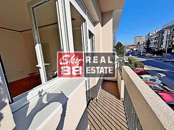 Stan na prodaju u Beogradu, Vračar, dvosoban, 56m2, cena 209000 evra