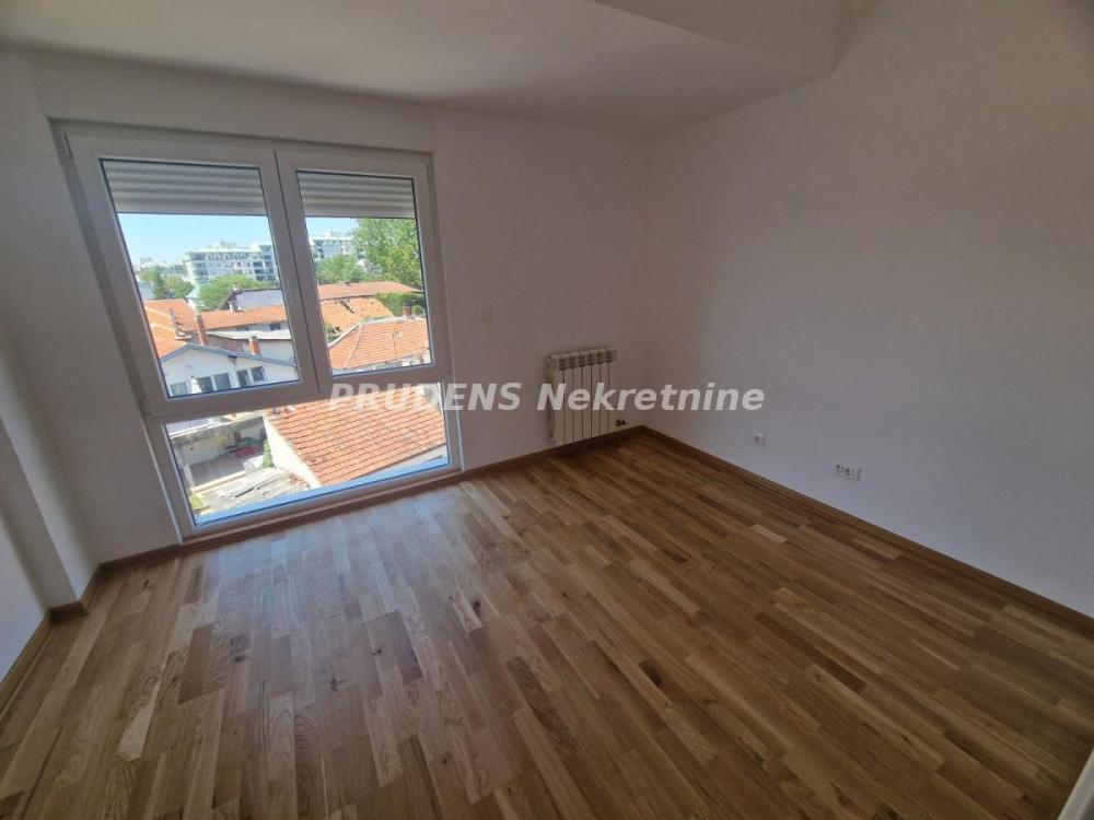 Stan na prodaju u Beogradu, Učiteljsko naselje, cetvorosoban, 124m2, cena 210000 evra