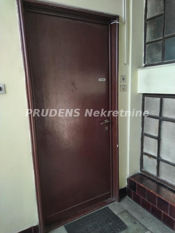 Stan na prodaju u Beogradu, Beograd (Skupština), trosoban, 80m2, cena 240000 evra
