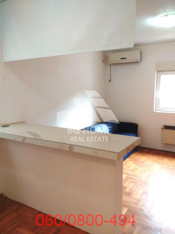 Stan na prodaju u Beogradu, Učiteljsko naselje, jednosoban, 24m2, cena 77000 evra