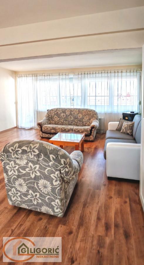 Stan na prodaju u Beogradu, Pašino brdo, cetvorosoban, 112m2, cena 262000 evra