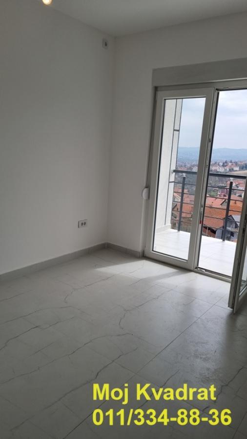 Stan na prodaju u Beogradu, Kaluđerica, trosoban, 81m2, cena 150800 evra