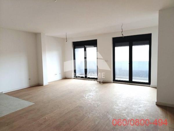 Stan na prodaju u Beogradu, Vračar, dvoiposoban, 98m2, cena 350000 evra