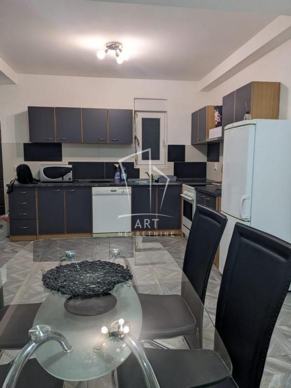 Stan na prodaju u Beogradu, Crveni Krst, trosoban, 66m2, cena 299000 evra