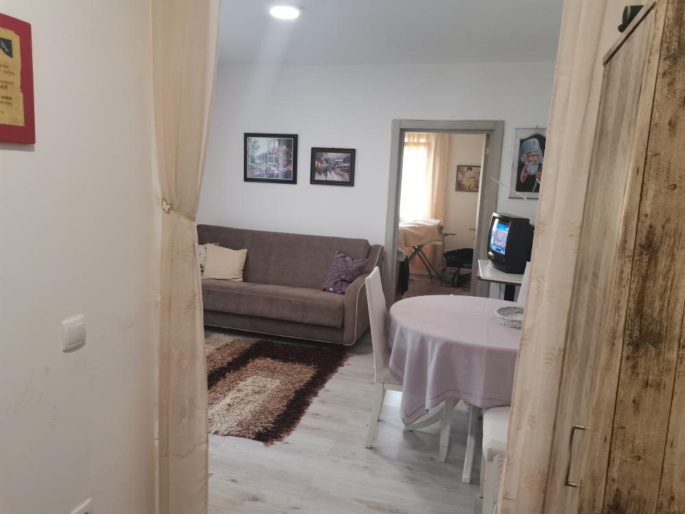 Stan na prodaju u Beogradu, Borča, jednoiposoban, 43m2, cena 86000 evra