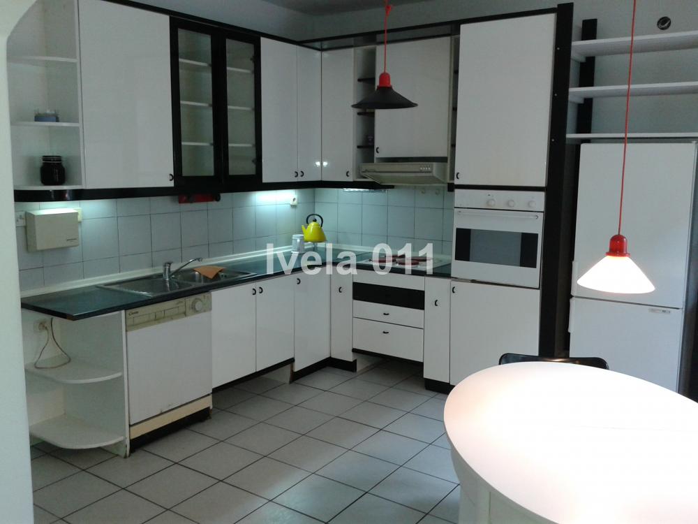 Stan na prodaju u Beogradu, Banovo brdo, trosoban, 106m2, cena 295000 evra