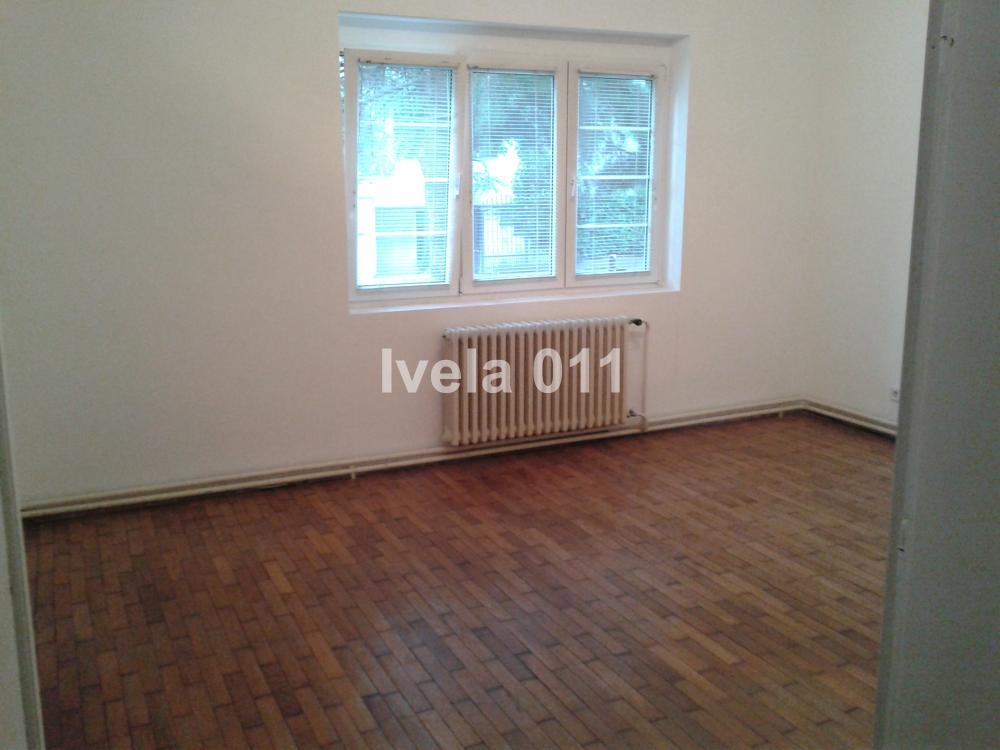 Stan na prodaju u Beogradu, Banovo brdo, trosoban, 106m2, cena 295000 evra