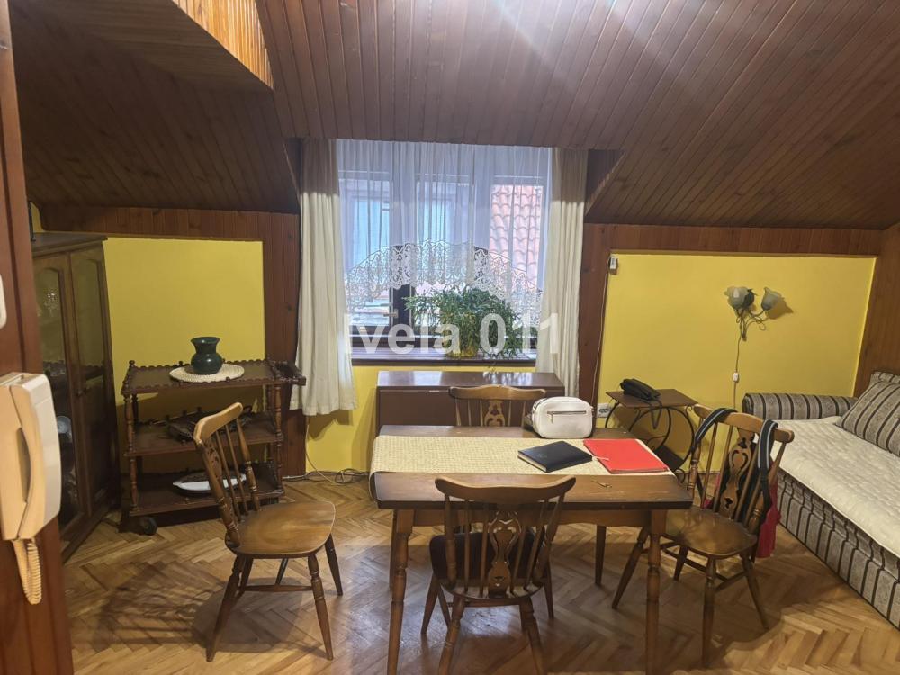 Stan na prodaju u Beogradu, Vračar, 88m2, cena 275000 evra