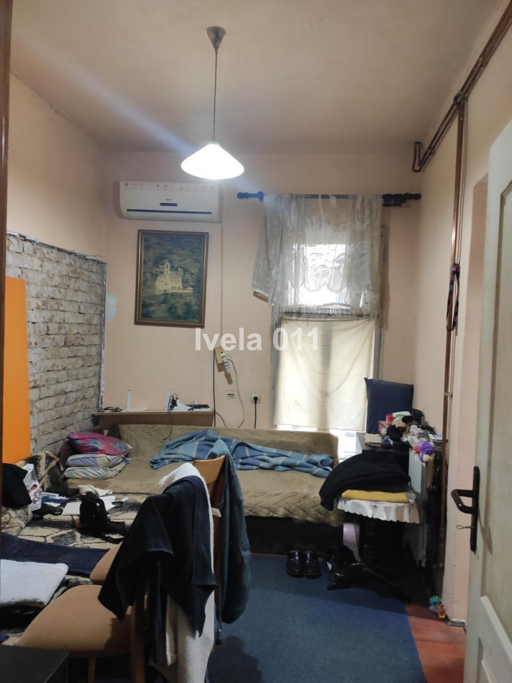 Stan na prodaju u Beogradu, Stari grad, cetvorosoban, 70m2, cena 210000 evra