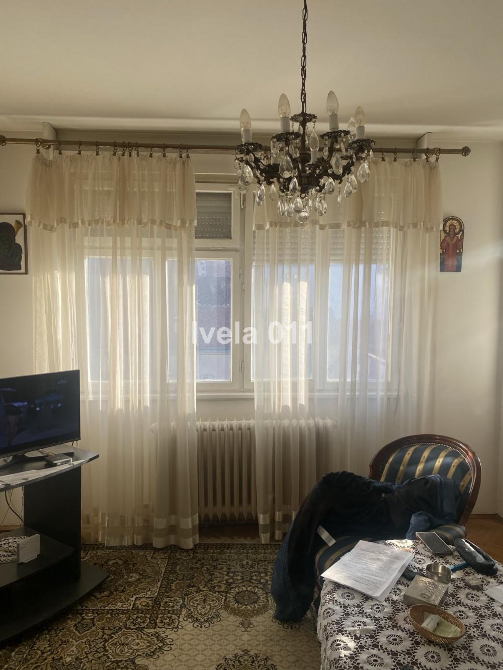 Stan na prodaju u Beogradu, Vračar, trosoban, 82m2, cena 250000 evra