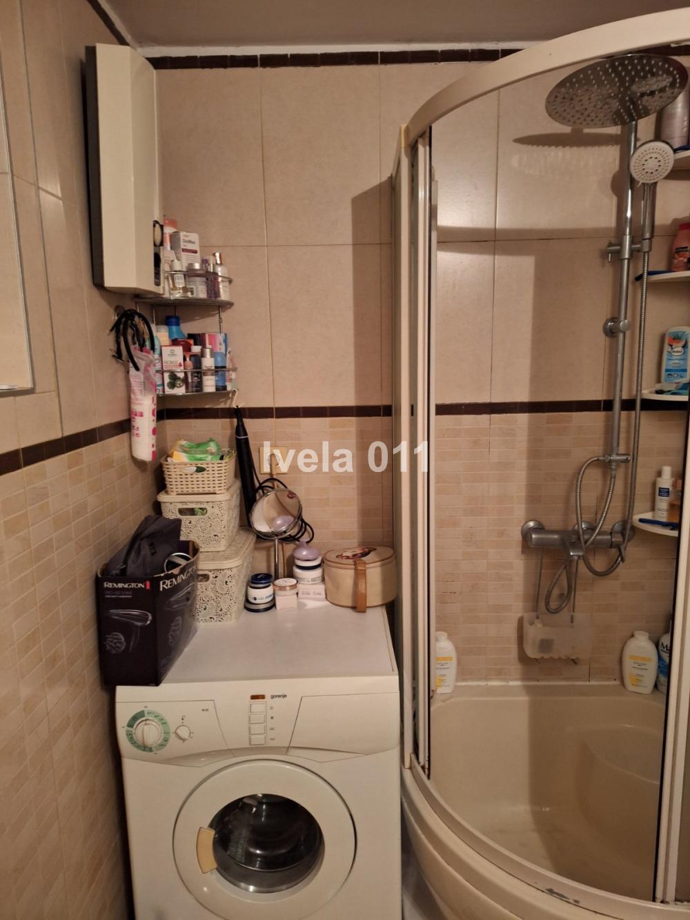 Stan na prodaju u Beogradu, Zvezdara, trosoban, 61m2, cena 230000 evra