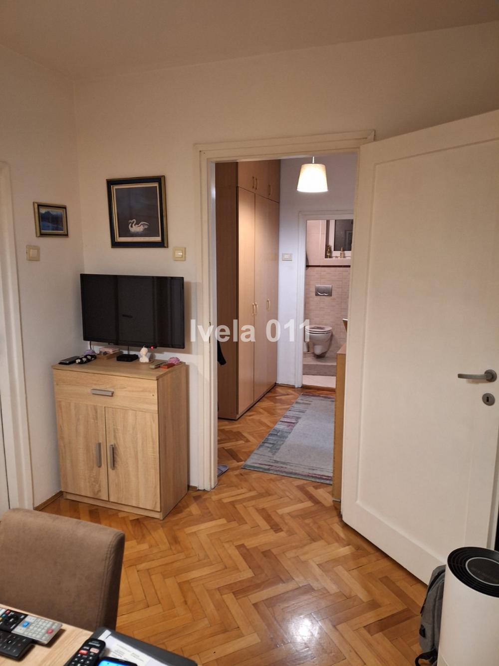 Stan na prodaju u Beogradu, Zvezdara, trosoban, 61m2, cena 230000 evra