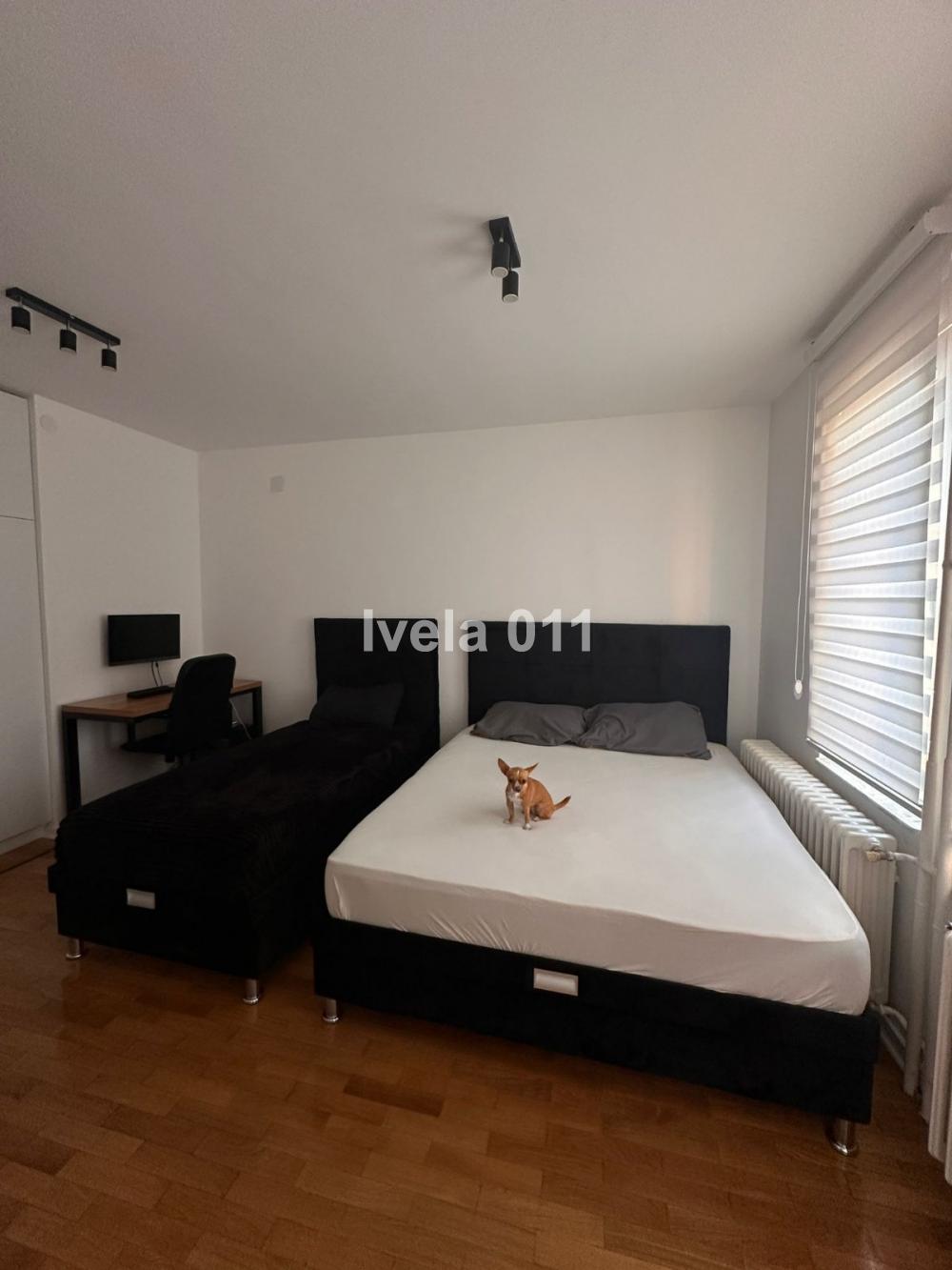 Stan na prodaju u Beogradu, Palilula, dvoiposoban, 93m2, cena 400000 evra