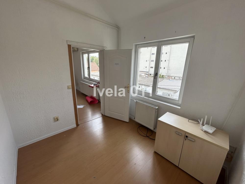 Stan na prodaju u Beogradu, Autokomanda, 165m2, cena 416000 evra