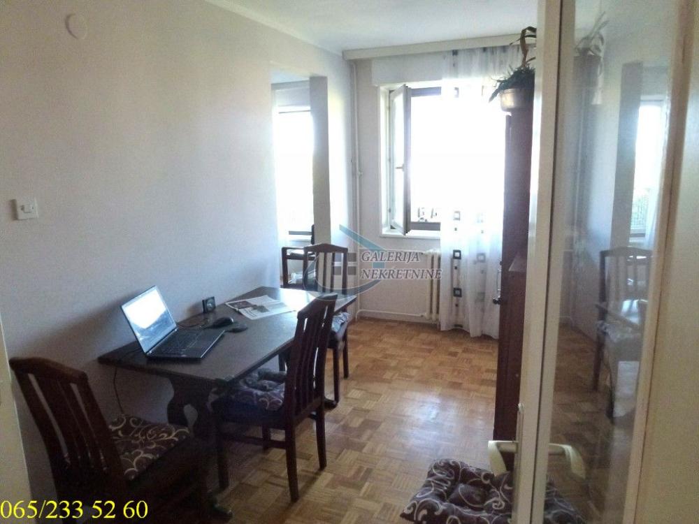 Stan na prodaju u Beogradu, Novi Beograd, dvosoban, 65m2, cena 180000 evra