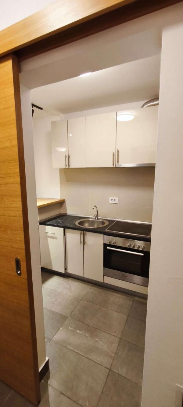 Stan na prodaju u Beogradu, Zemun, jednosoban, 37m2, cena 155000 evra