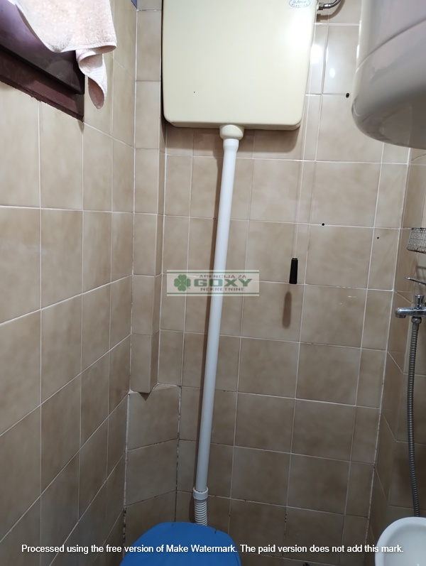 Stan na prodaju u Beogradu, Dimitrija Tucovića, jednoiposoban, 28m2, cena 63000 evra