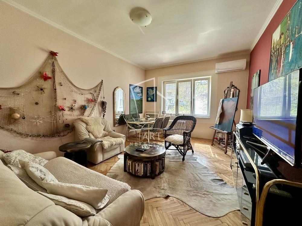 Stan na prodaju u Beogradu, Savski venac, dvosoban, 55m2, cena 235000 evra