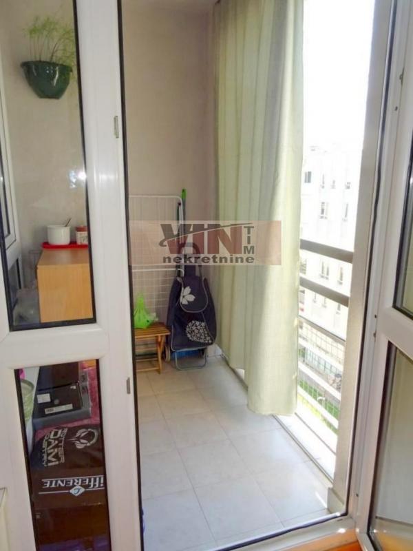 Stan na prodaju u Beogradu, Novi Beograd blok 72, dvoiposoban, 57m2, cena 170000 evra