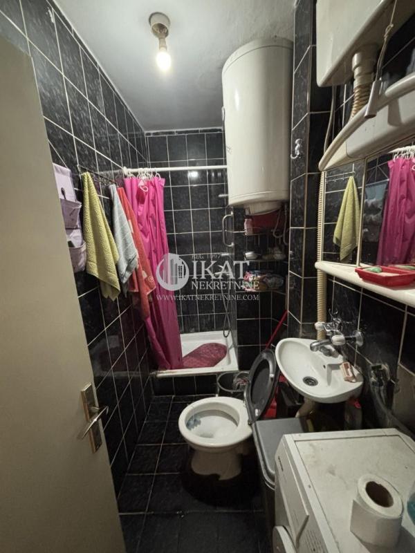 Stan na prodaju u Beogradu, Karaburma, dvosoban, 55m2, cena 145000 evra