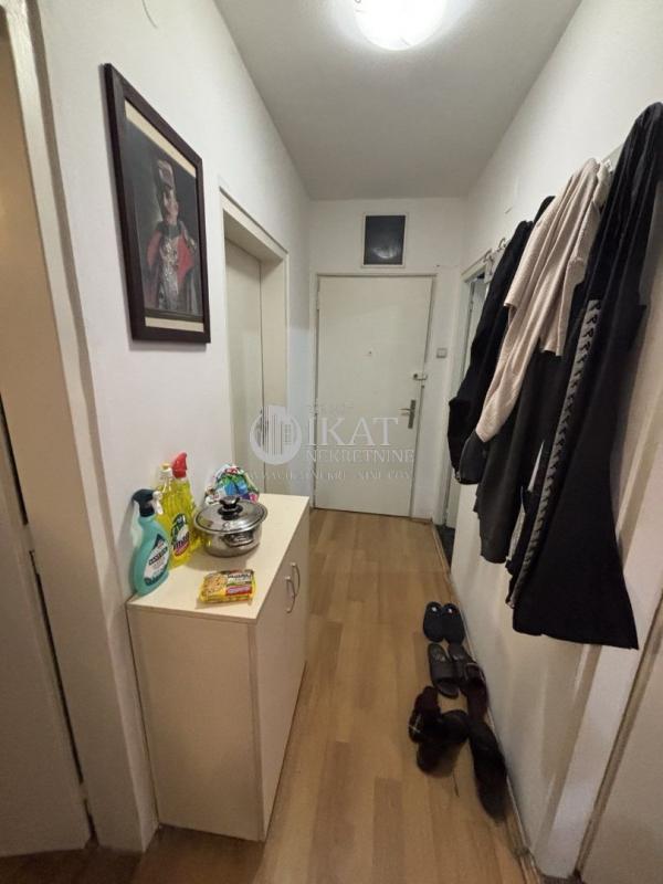Stan na prodaju u Beogradu, Karaburma, dvosoban, 55m2, cena 145000 evra