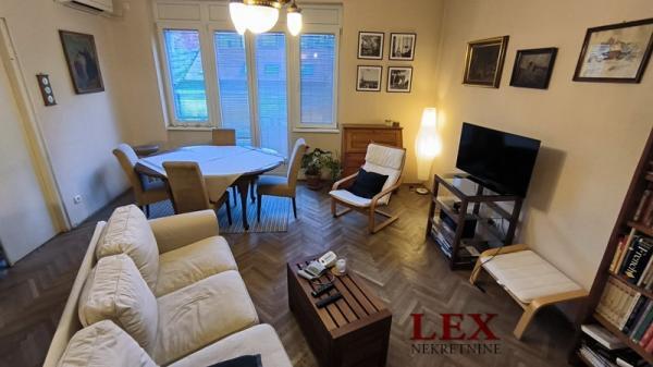 Stan na prodaju u Beogradu, Beograd (Trg Republike), 137m2, cena 535000 evra