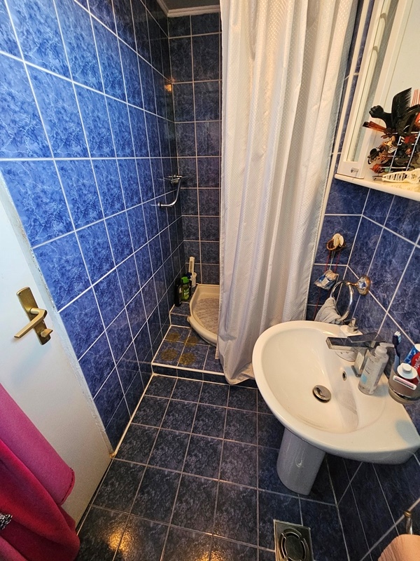 Stan na prodaju u Beogradu, Karaburma, dvosoban, 74m2, cena 140600 evra