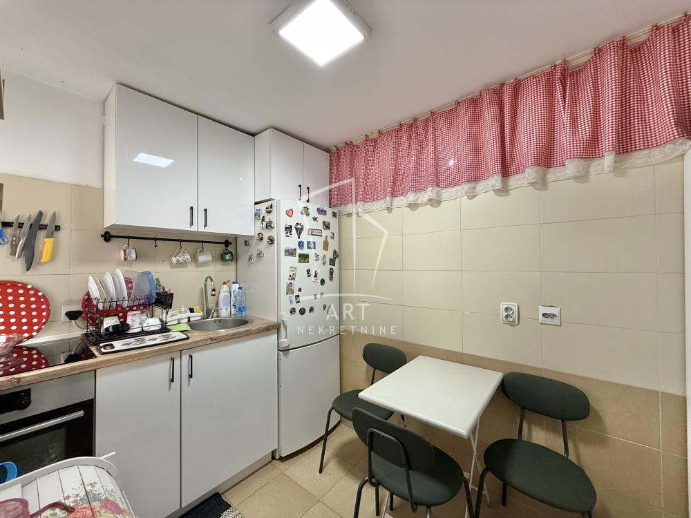 Stan na prodaju u Beogradu, Palilula, trosoban, 80m2, cena 285000 evra