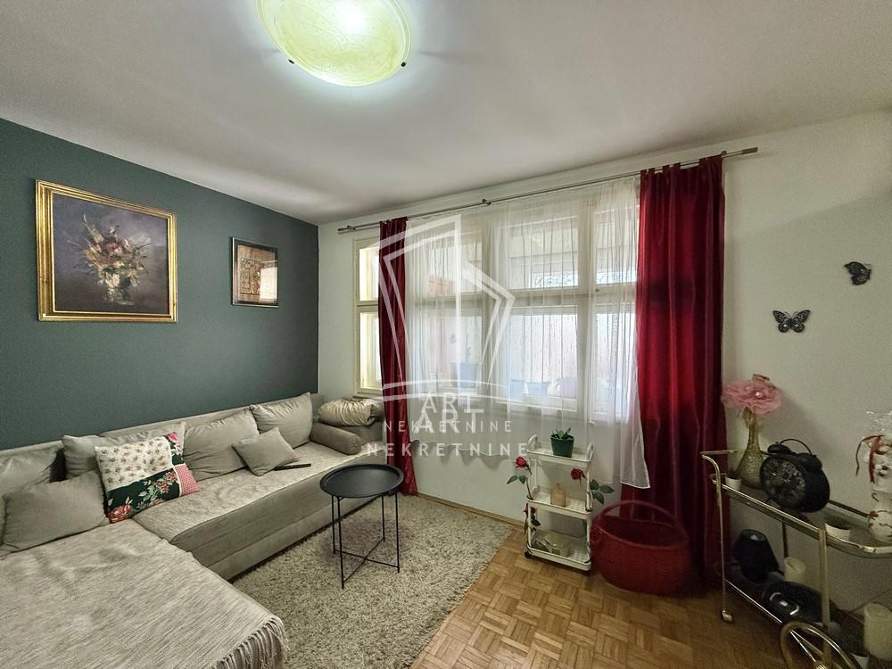 Stan na prodaju u Beogradu, Palilula, trosoban, 80m2, cena 285000 evra