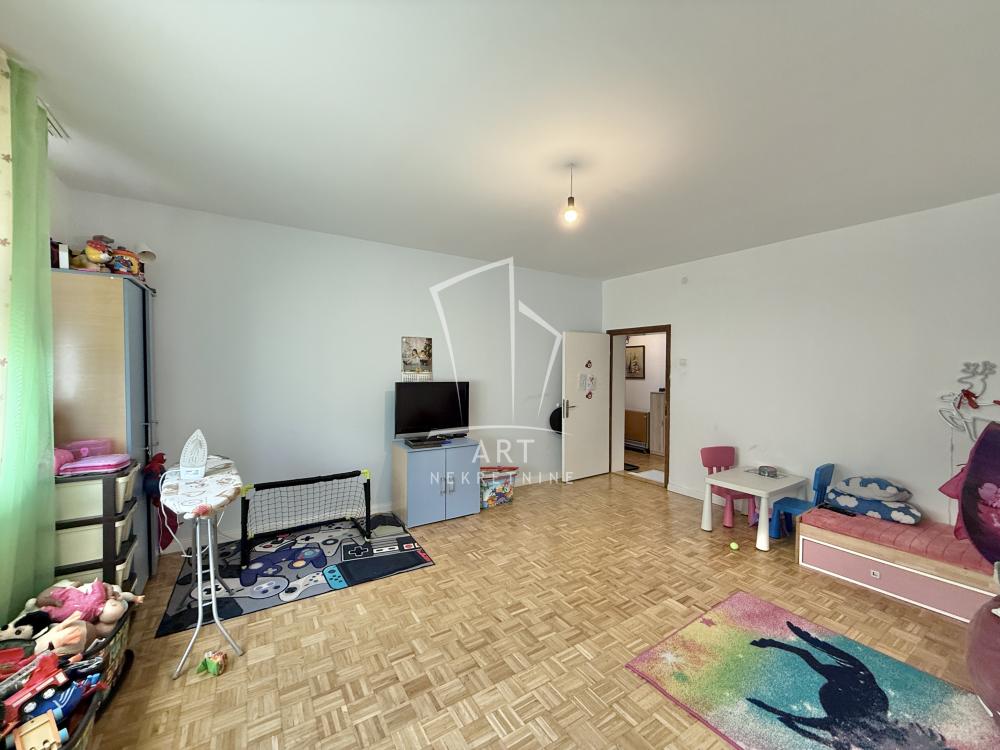 Stan na prodaju u Beogradu, Palilula, trosoban, 80m2, cena 285000 evra