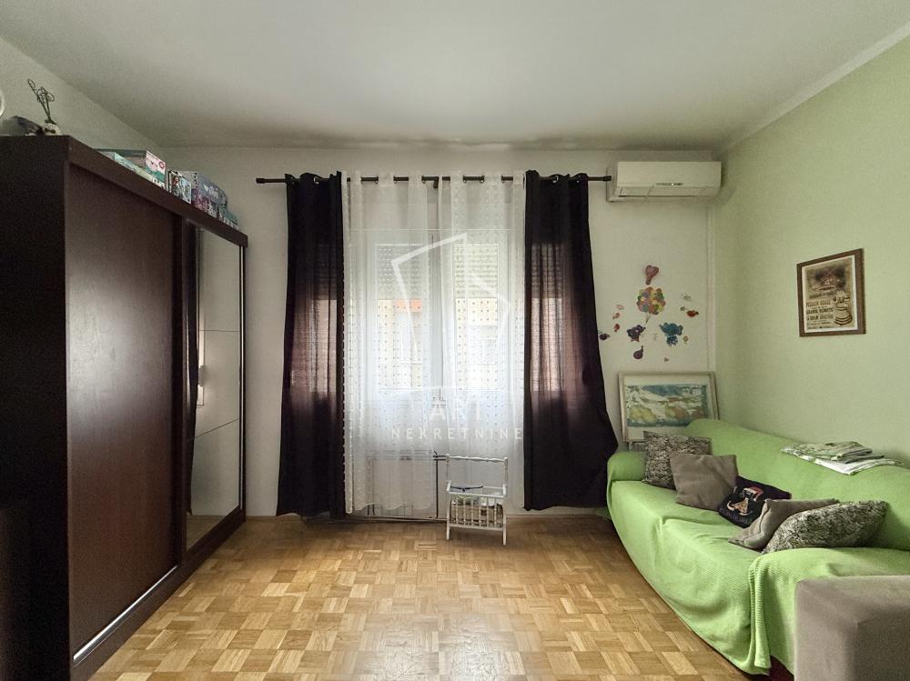 Stan na prodaju u Beogradu, Palilula, trosoban, 80m2, cena 285000 evra