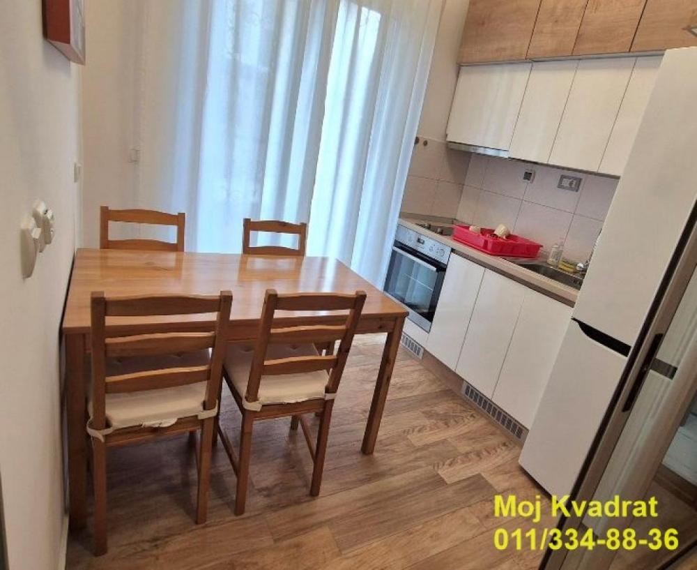 Stan na prodaju u Beogradu, Južni bulevar, trosoban, 70m2, cena 225000 evra