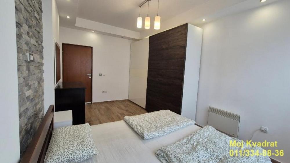 Stan na prodaju u Beogradu, Južni bulevar, trosoban, 70m2, cena 225000 evra