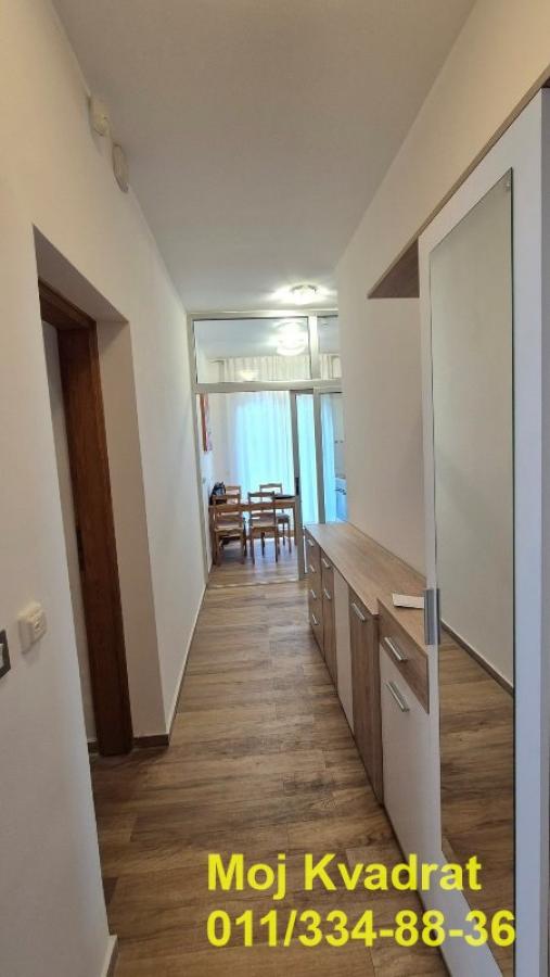Stan na prodaju u Beogradu, Južni bulevar, trosoban, 70m2, cena 225000 evra