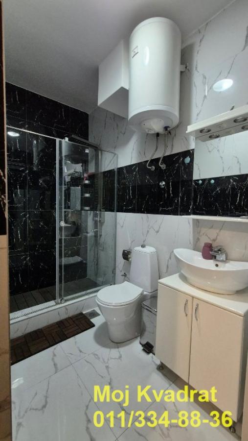 Stan na prodaju u Beogradu, Južni bulevar, trosoban, 70m2, cena 225000 evra