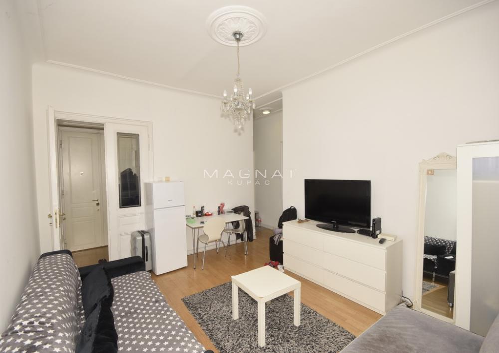 Stan na prodaju u Beogradu, Stari grad, dvosoban, 40m2, cena 302000 evra